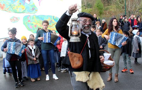 Olentzero Atharratzen