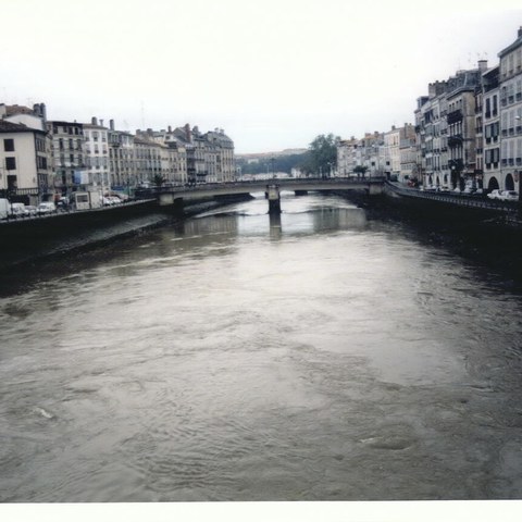Bidaia Baionako desagertutako monumentuen gaindi