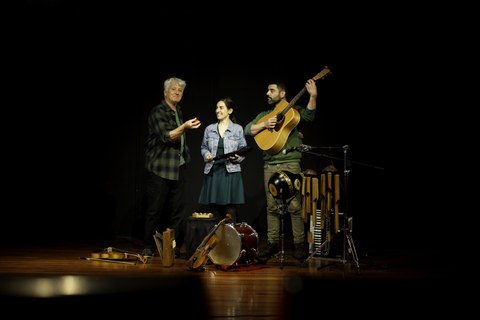 "Elkano battela, xumea baina gurea" kontakizun eta musika ikuskizuna