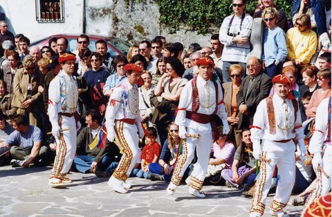 Euskal dantzaren ezagutza egin