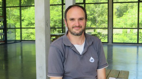 Haurrak euskaraz loratzen lagundu: burasoen tokia eta galderak