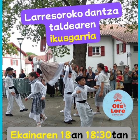 Larresoroko dantza taldea