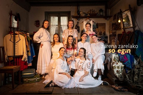 Txingili'K "Lehen txinka" + Zarena Zarelako "So egin" + Arberoa txaranga