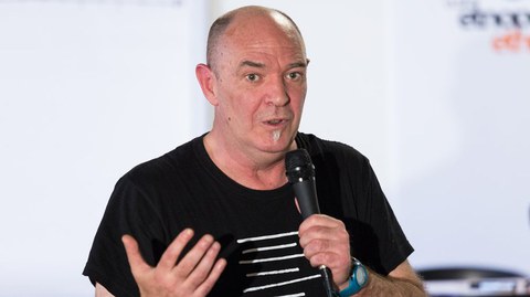Zine topaketa Andoni Egañarekin Zine topaketa Andoni Egañarekin