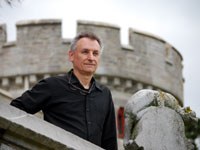 The Château d'Abbadia: Serge Lonca