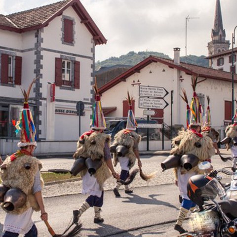 Hazparneren bisita ibiltaria