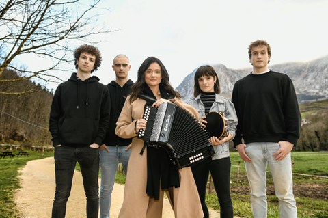 Joselu Anaiak + Badian Bele + Trikizio Joselu Anaiak + Badian Bele + Trikizio