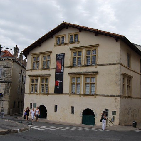 Maitena eta mendazko hitzak