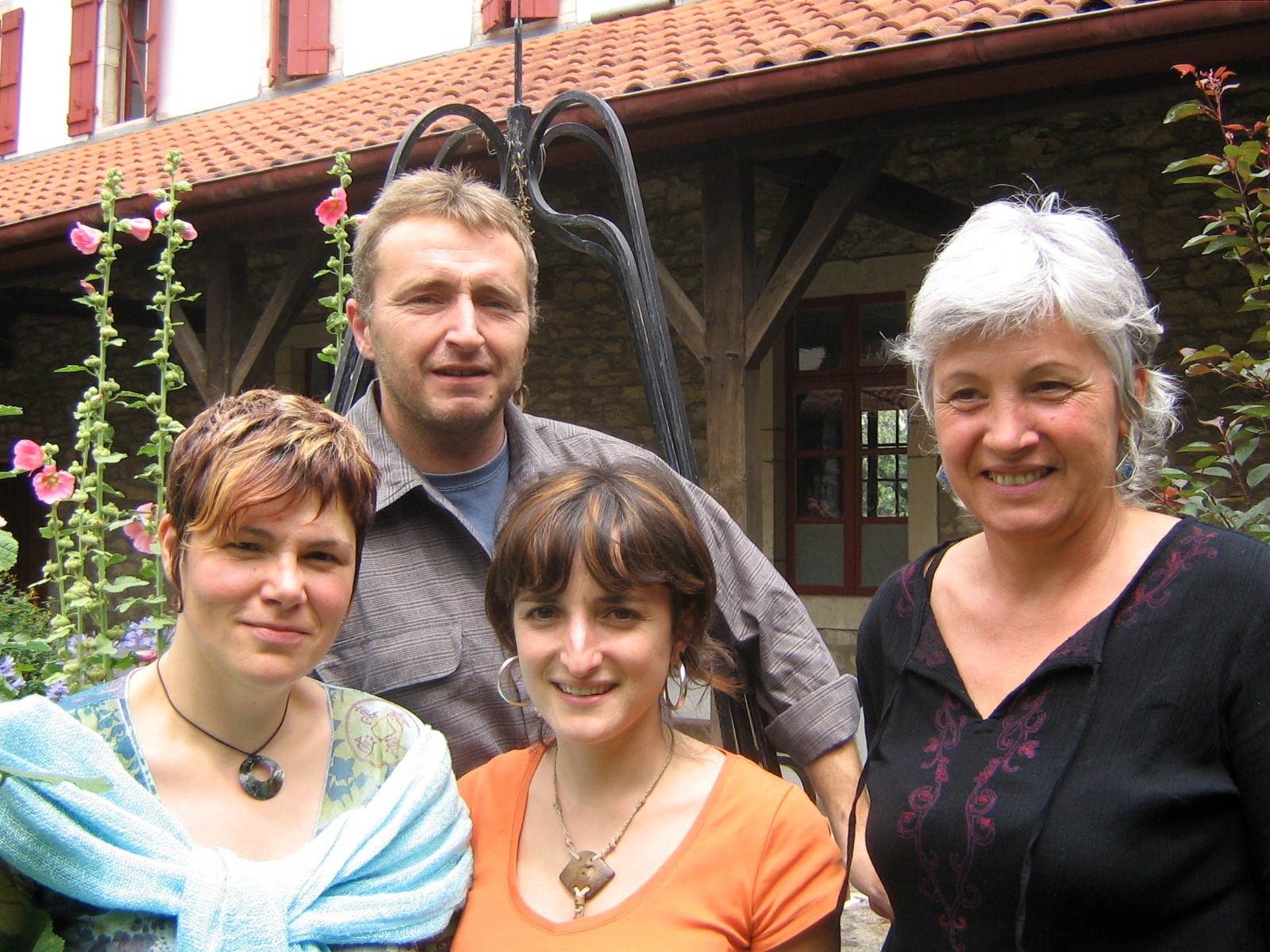 Kattalin Indaburu, Céline Mounole, Maddi Oihenart, Phillipe Albor (argazkia : ER/DR)