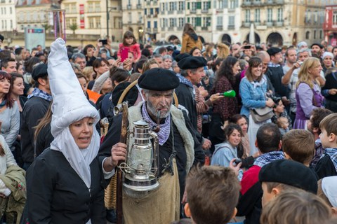 Olentzeroren Eguna Baionan Olentzeroren Eguna Baionan