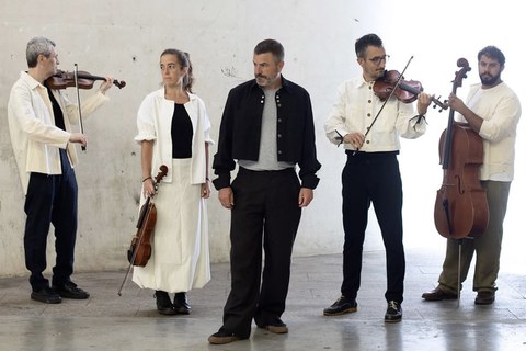 Eñaut Elorrieta + Alos Quartet "Ahots kordak"