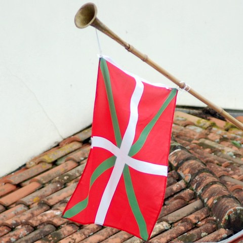 "Euskaldunen ibilmoldeak eta bizitzak Wyomingen eta Kalifornian"- Mikel Erramouspé eta bi Irisartar (Edouard Mollon eta Jean Inda)