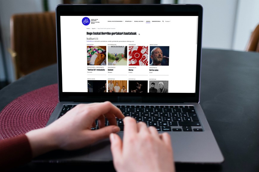 Astean behin eskuratuko duzu gure agenda