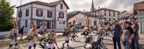 Hazparneren bisita ibiltaria