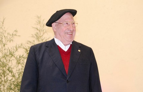 Jean Haritschelhar (1923-2013): Baigorriko seme, euskararen begirale Jean Haritschelhar (1923-2013): Baigorriko seme, euskararen begirale