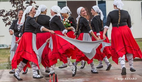 Mutxikoei buruzko mintzaldi musikal eta dantzatua