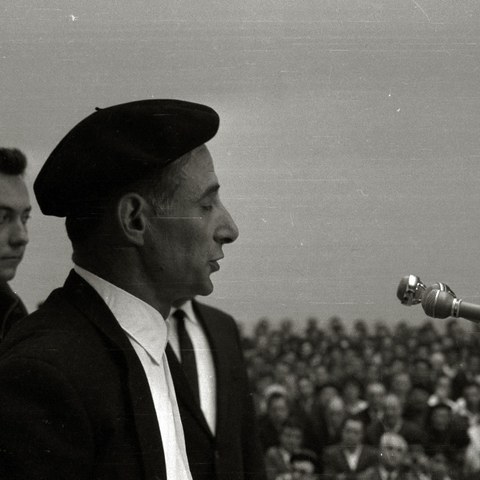 Xalbador bertsulariaz dokumental bat bidean