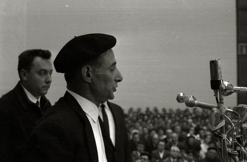 Xalbador bertsulariaz dokumental bat bidean Xalbador bertsulariaz dokumental bat bidean