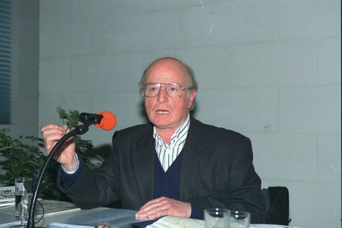 Jean-Louis Davant pastoralaz mintzo Baionan