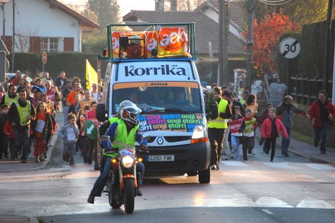 Korrika, eman euskara elkarri !