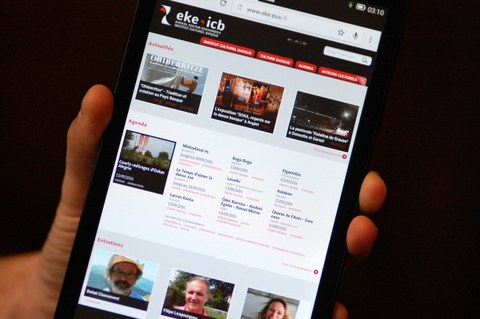 Zer diozu www.eke.eus webguneaz ?