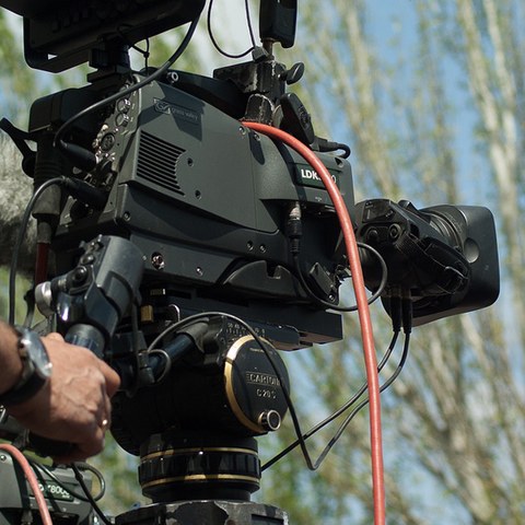 ITO filmarentzat pertsonaiak eta figuranteak xerkatzen dituzte