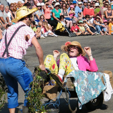 Arteen Artean, gure kultura biziarazi