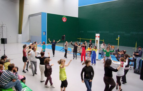 Euskal kultura deskubritzeko tailerrak Hendaian Euskal kultura deskubritzeko tailerrak Hendaian