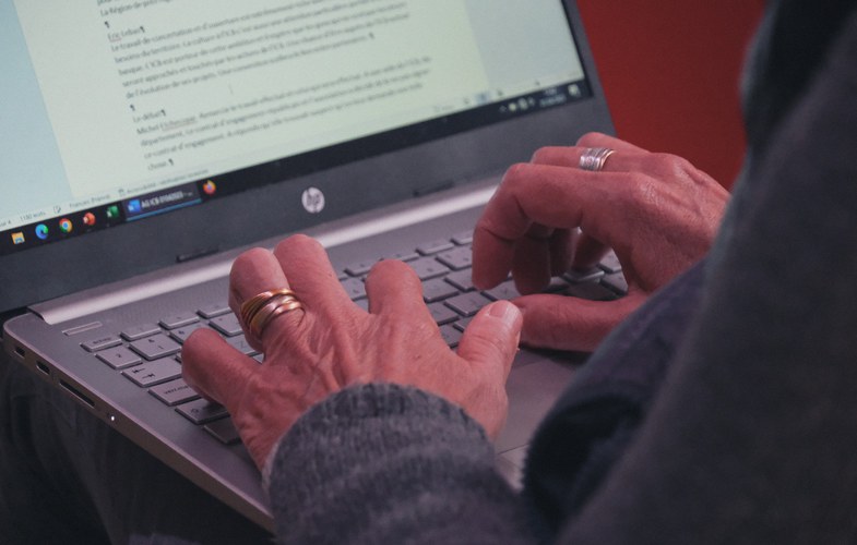 Euskal literatura eta itzulpena: profesionalentzako eta liburu zaleentzako eguna