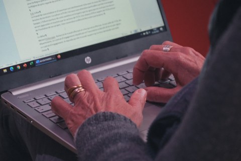 Euskal literatura eta itzulpena: profesionalentzako eta liburu zaleentzako eguna