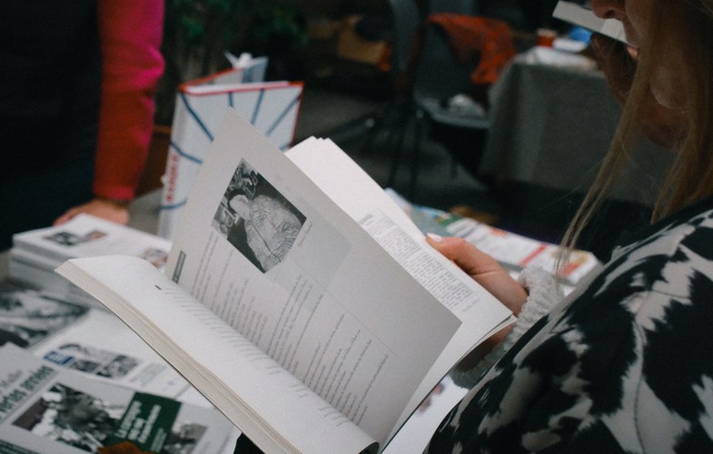 Euskarazko helduen literatura berritasunak irakurketa publikoko profesionalei aurkeztuak