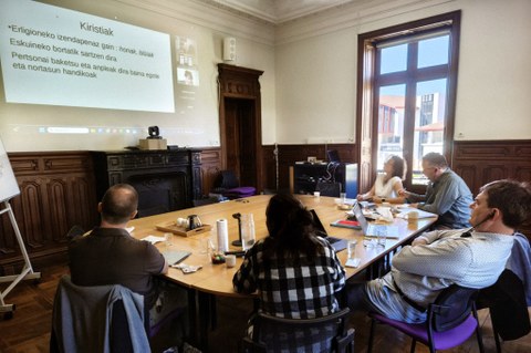 Fryske Akademy, Iker laborategia eta EKEren artean elkarlana hasi da