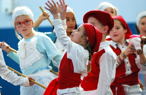 Euskal kultura familian gozatzeko gertakari proposamenak