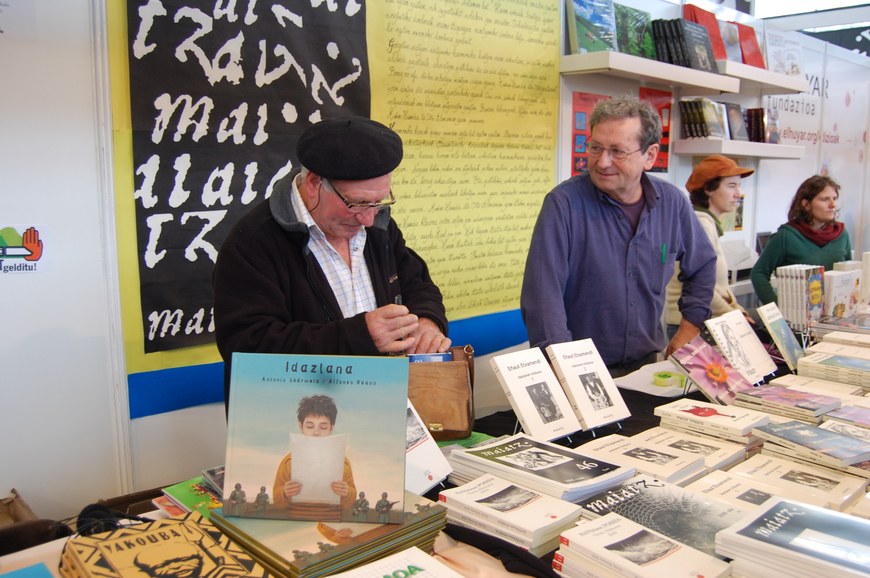 Eñaut Etxamendi, Lucien Etxezaharreta (Maiatz)