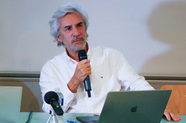 Francis Jaureguiberry Francis Jaureguiberry