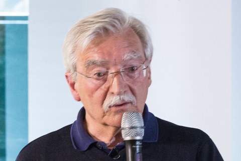Ikerketak euskal hizkuntzaz eta literaturaz