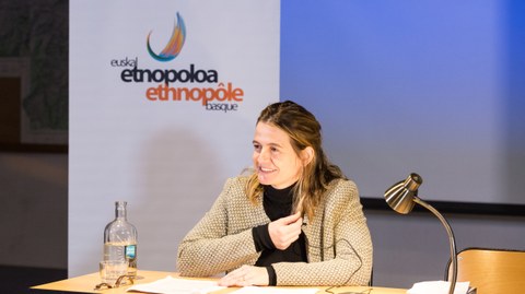 Lapurdiko, Baxenabarreko eta Zuberoako herri kontakizunen bilketa eta azterketa
