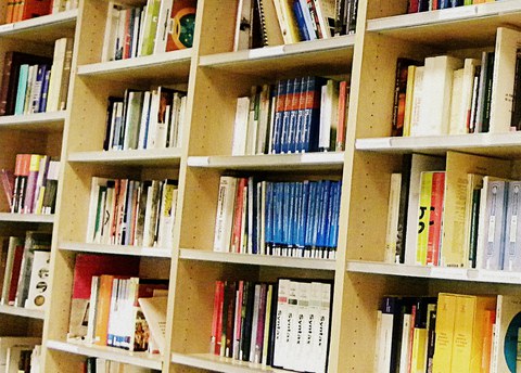 Ikerketarako dokumentazio-tresna eta zerbitzu numerikoak Ikerketarako dokumentazio-tresna eta zerbitzu numerikoak