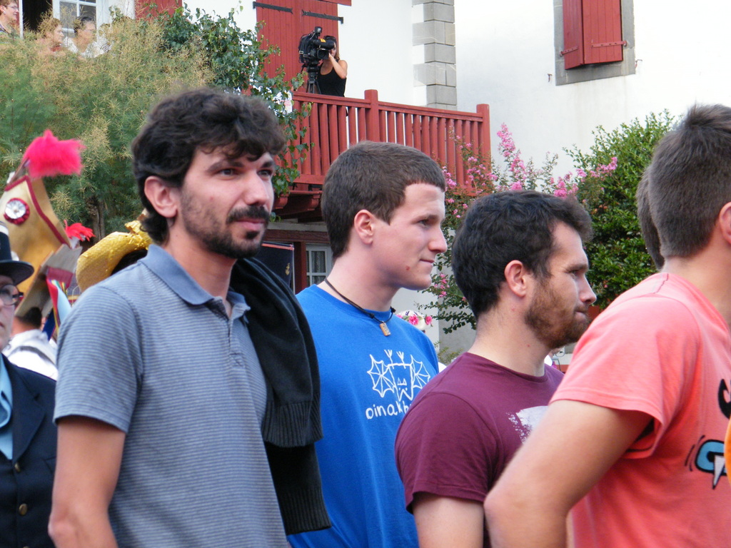 Xumai Murua eta Aitor Servier bertsulariak