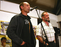 lizaso_egana.jpg Andoni Egaña eta Sebastian Lizaso: aparteko bi bertsulari (argazkia: Séverine Dabadie)