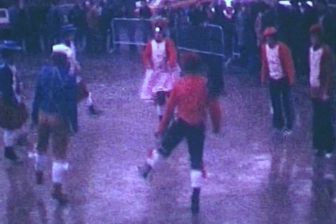 Altzaiko maskaradak: ofizioak - Hauze (1976)