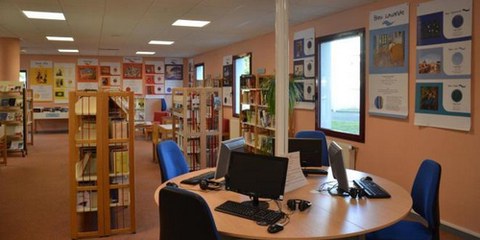Uztaritzeko mediateka