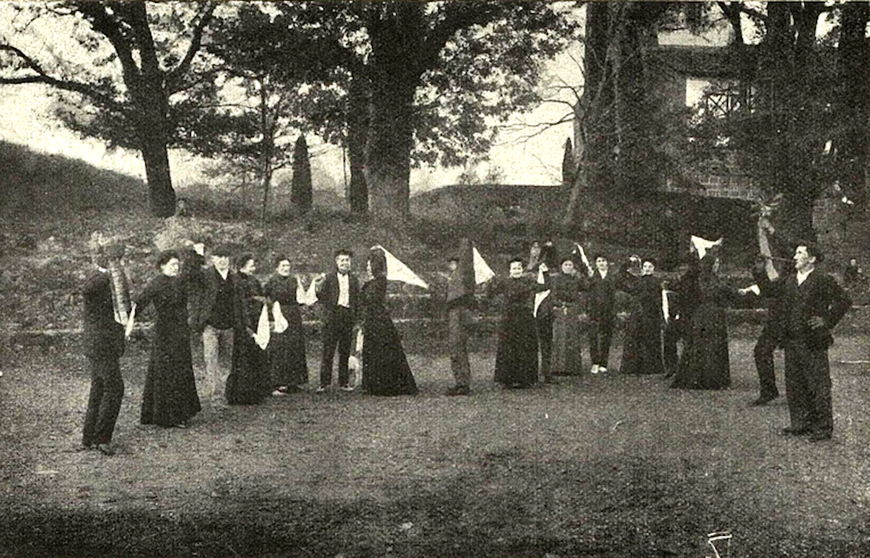 Dantza khorda 1924an Itsasun (Gure Herria, 1924 nº05 - Bilketa.eus)