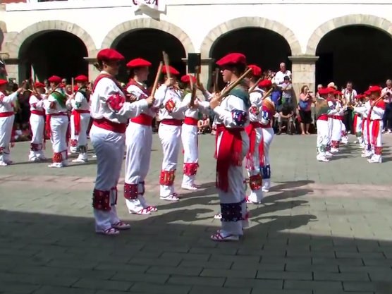 Bera: San Esteban 2014, makil-dantzak