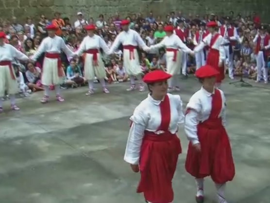 Santa Isabel 2015 Antioko ezpata-dantza