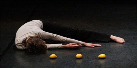 Compagnie Traversée "Hiru zitroin lur hotzean" Compagnie Traversée "Hiru zitroin lur hotzean"
