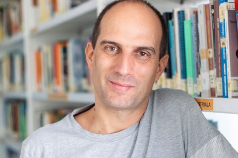 Présentation du livre "Bichta éder" Présentation du livre "Bichta éder"