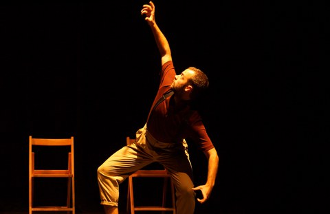 Danse et bertsu : Errimak bi oinetan Danse et bertsu : Errimak bi oinetan