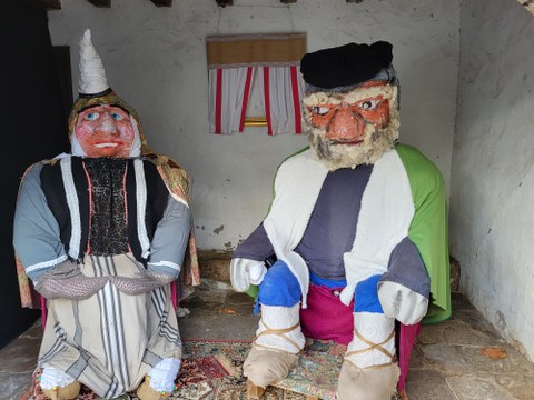 Noëls en Pays Basque et ailleurs : Fête chrétienne ou survivance "inconsciente" du paganisme ?