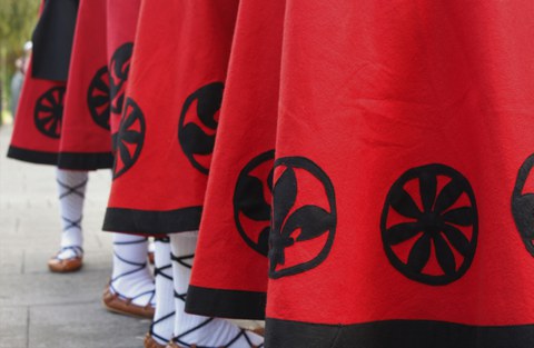 50 ans d'Ikasleak dantza taldea 50 ans d'Ikasleak dantza taldea